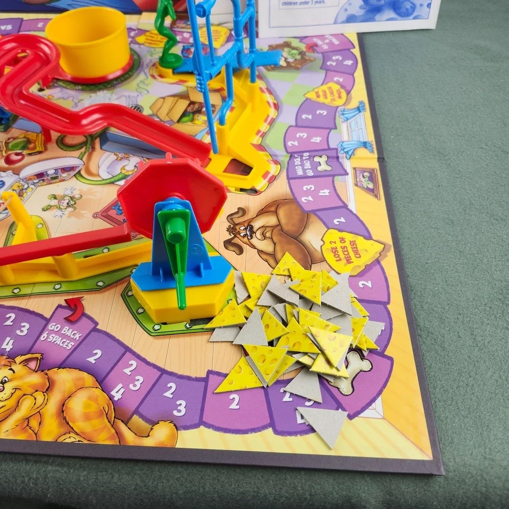 Milton Bradley Hasboro 2005 Mouse Trap Board Game #04657 Complete in Box